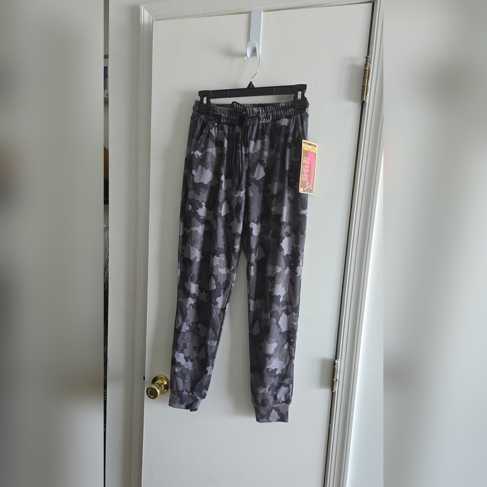 NWT Grey Camo Joggers